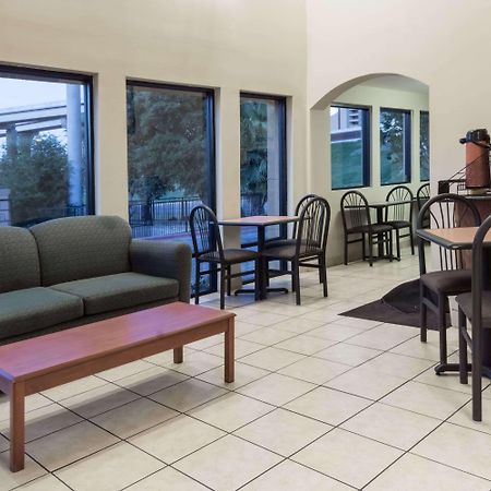 Days Inn South Austin Luaran gambar